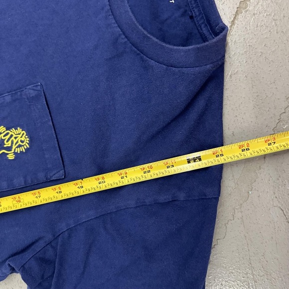 Uniqlo Keith Haring Shirt Mens Large Navy Blue Pocket Back Logo Graphic Tee - Picture 7 of 8